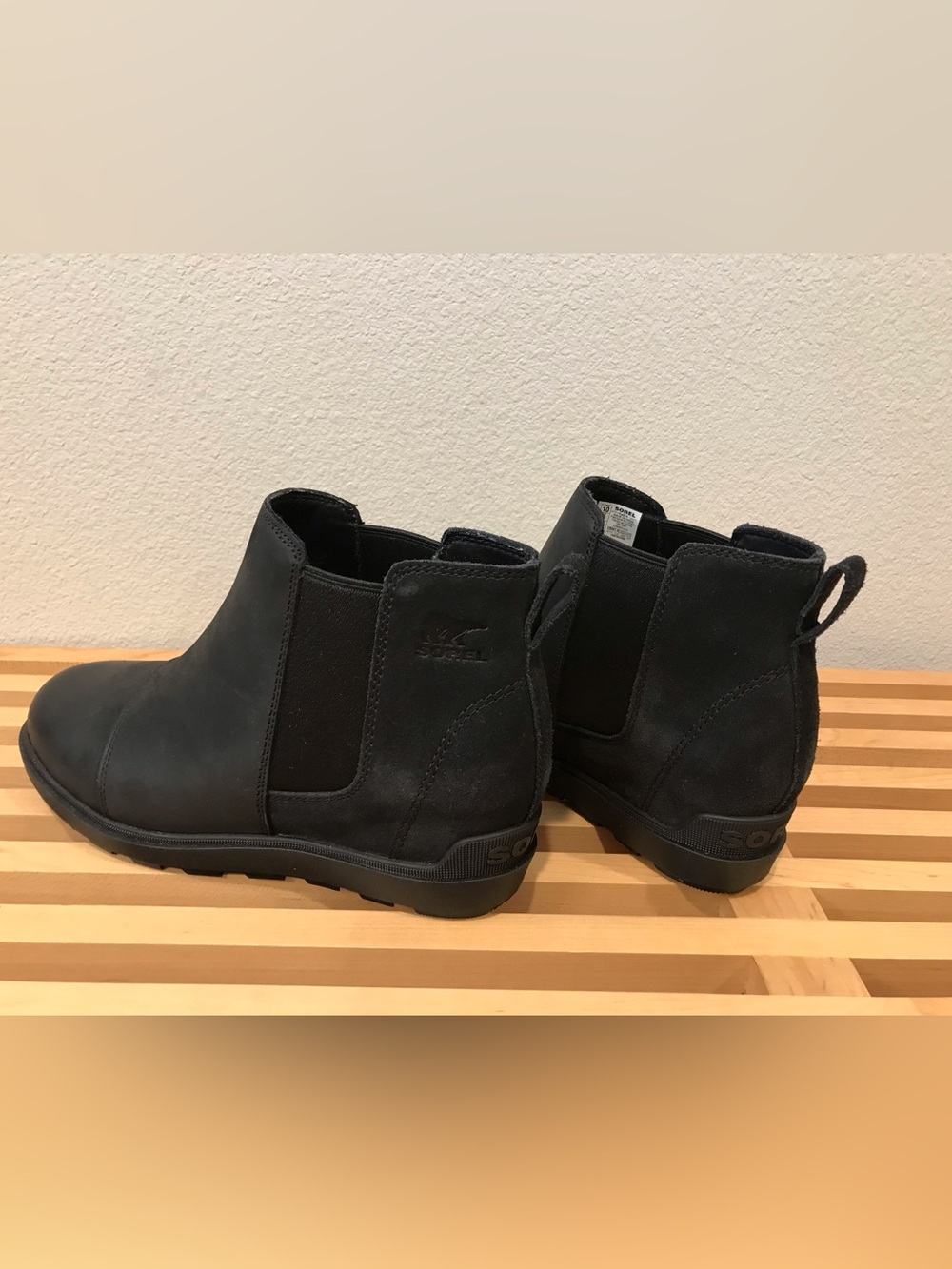 Sorel Black Women's Chelsea Ankle Boots - Picture 4 of 9